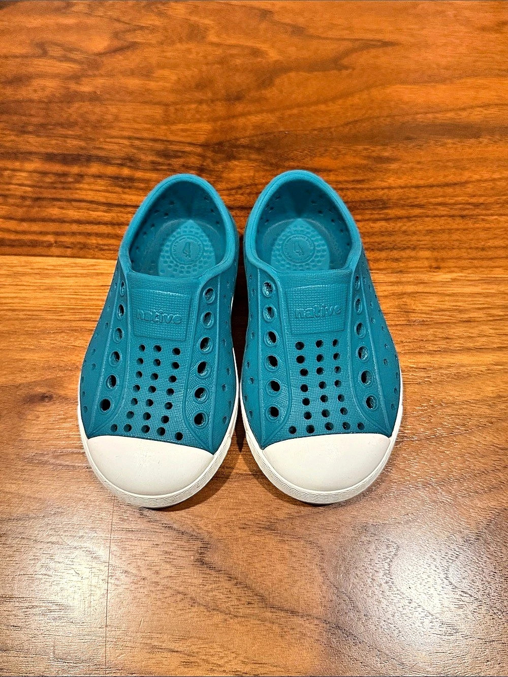 Native Jefferson Kids Teal Slip-On Water Shoes